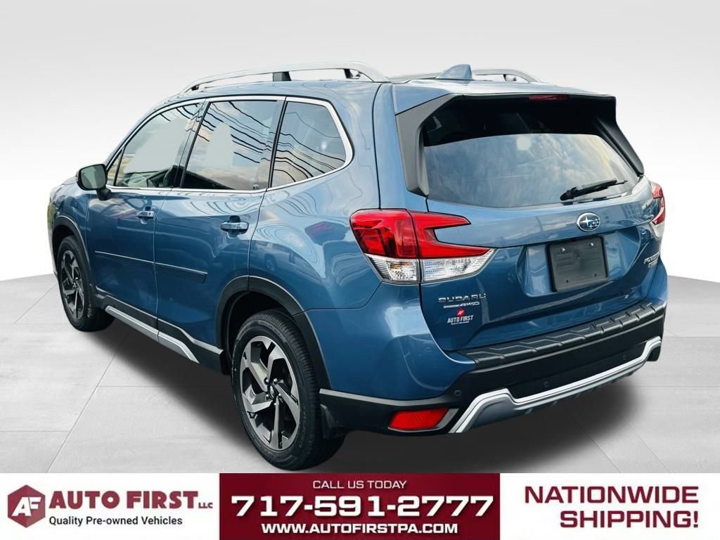 Used 2022 Subaru Forester Touring image 5