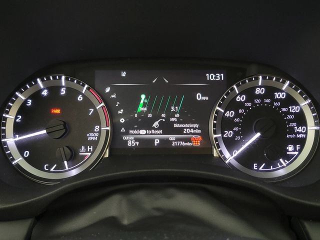 Used 2024 Toyota Highlander LE FWD image 22
