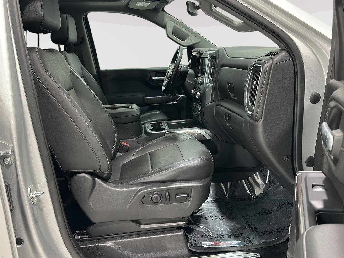 Used 2020 Chevrolet Silverado 1500 LTZ w/ LTZ Premium Package AWD/4WD image 27