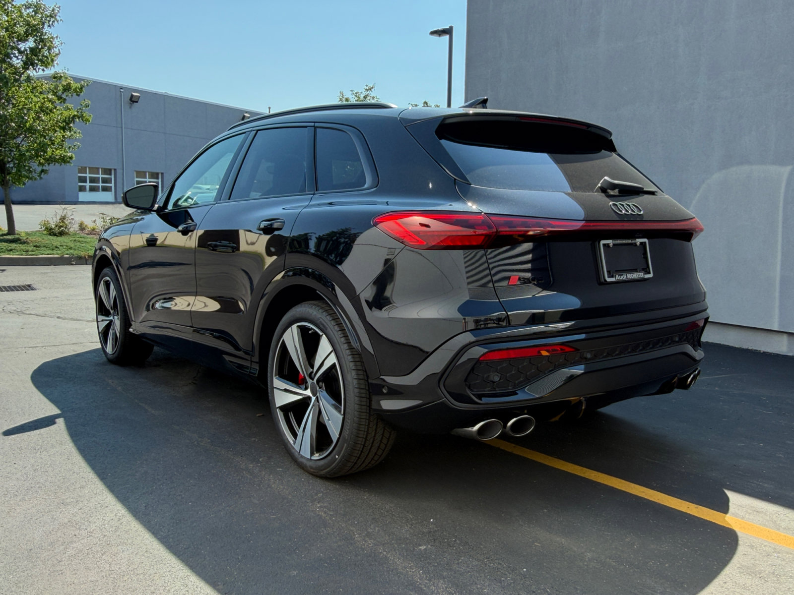 New 2026 Audi SQ5 Premium Plus AWD/4WD image 3