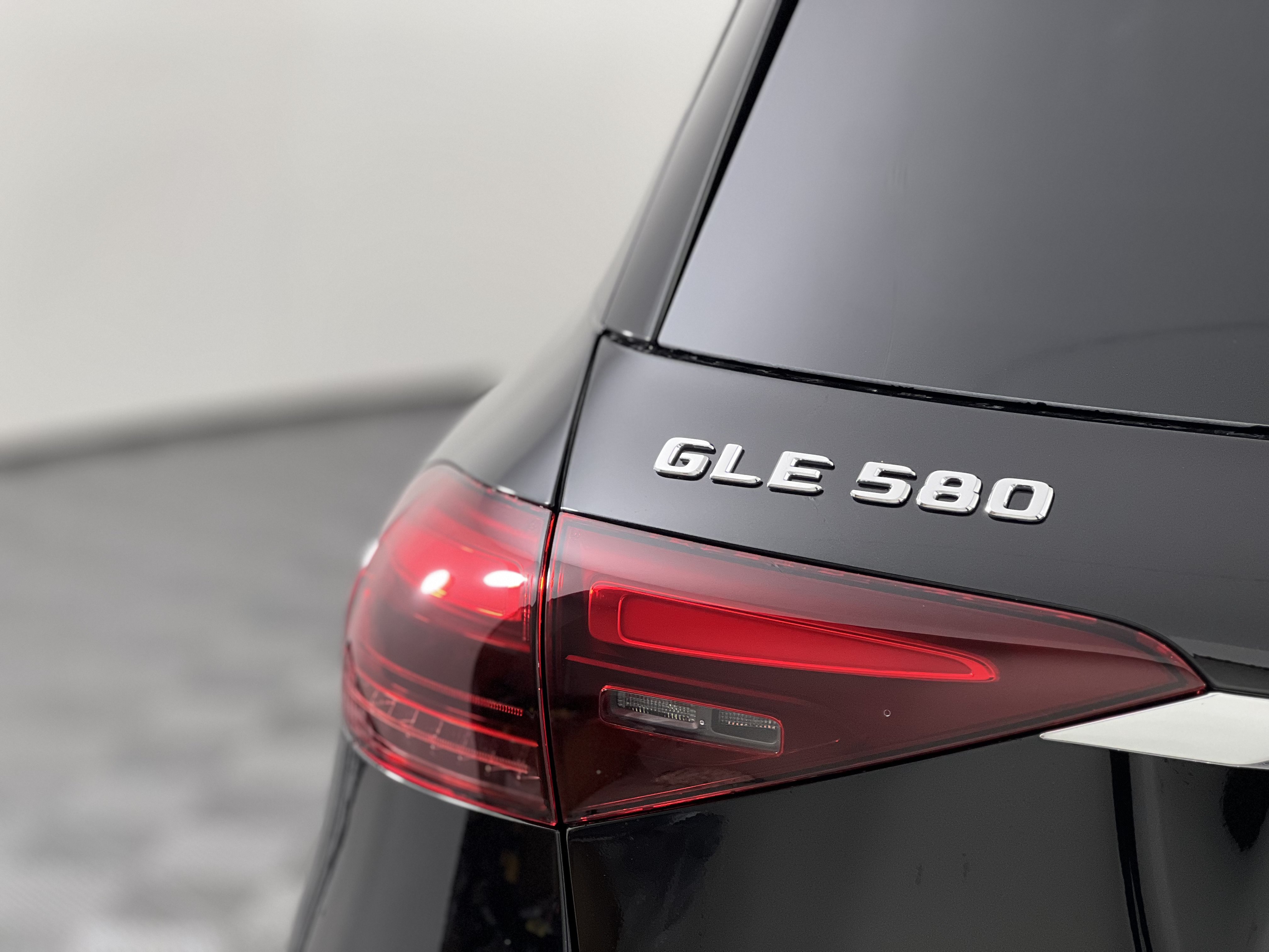 New 2026 Mercedes-Benz GLE 580 4MATIC image 12