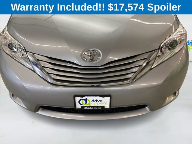 Used 2017 Toyota Sienna LE image 14