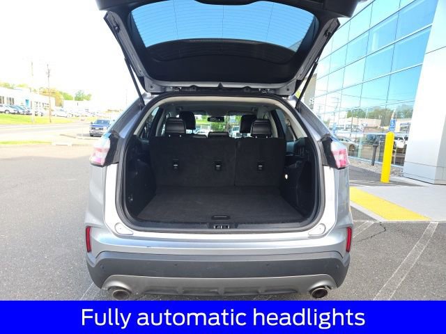Used 2020 Ford Edge SEL w/ Cold Weather Package AWD/4WD image 13