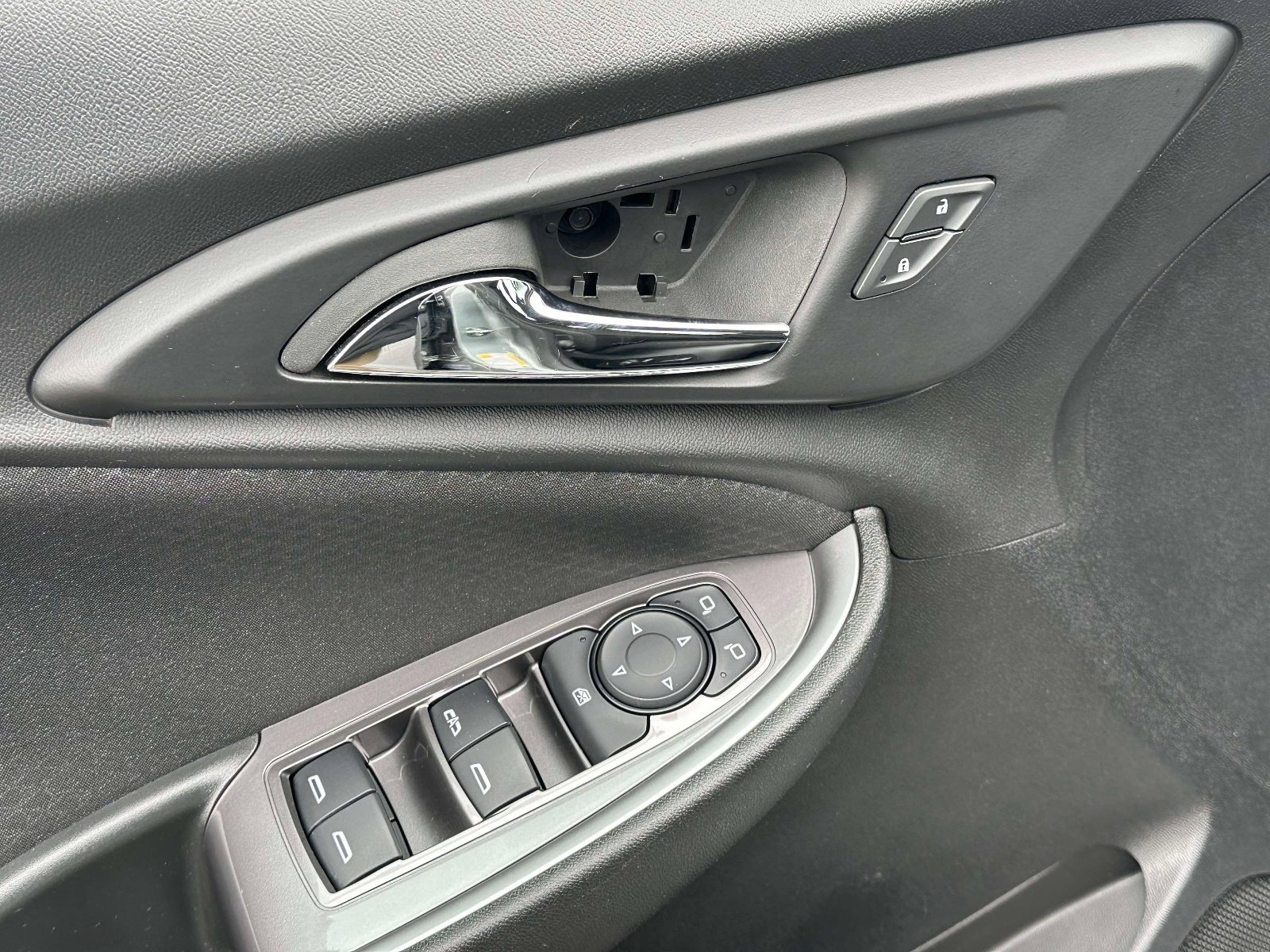 Used 2024 Chevrolet Malibu LT image 21