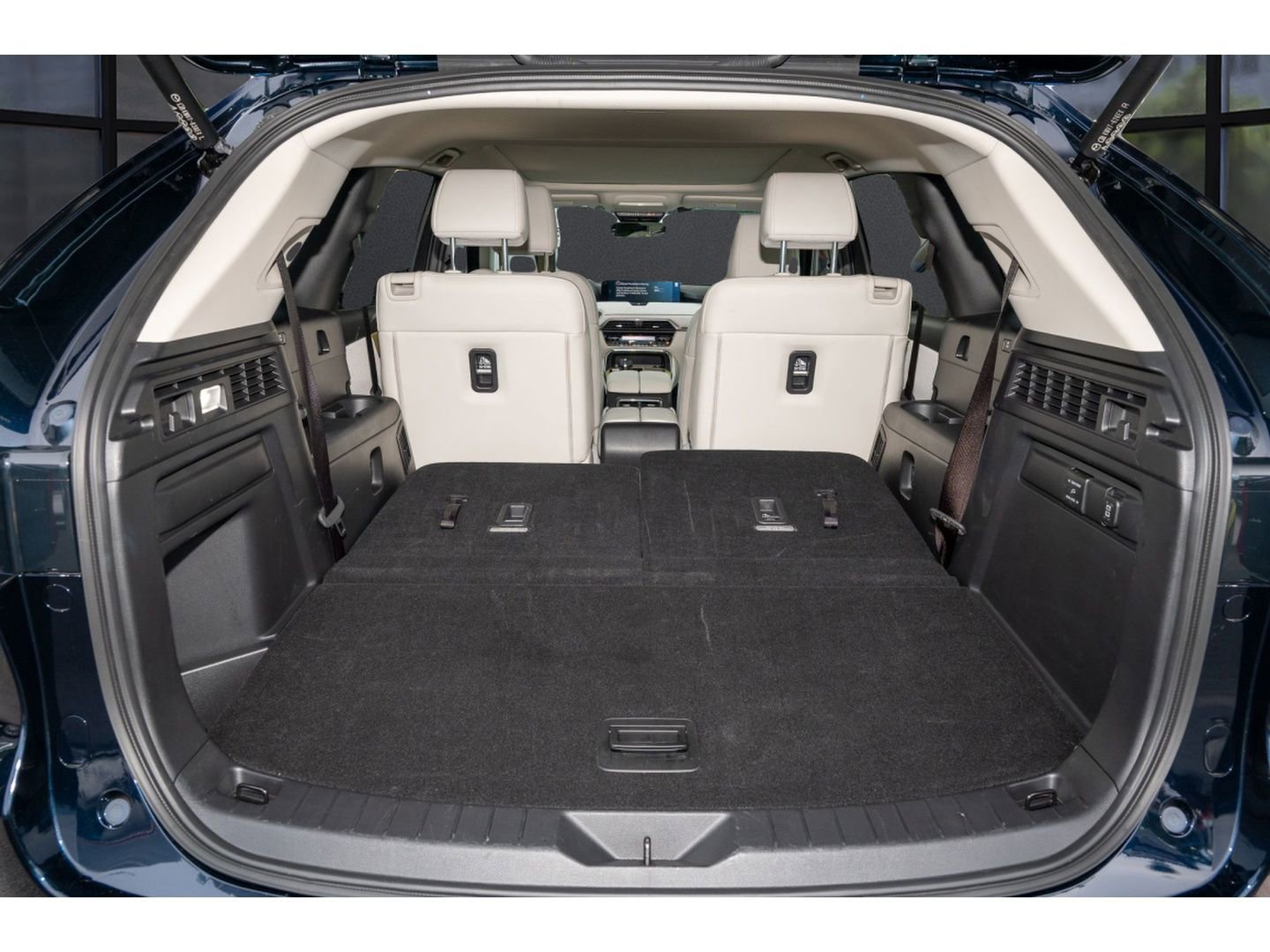 Used 2025 MAZDA CX-90 3.3 Turbo S w/ Premium Plus image 13