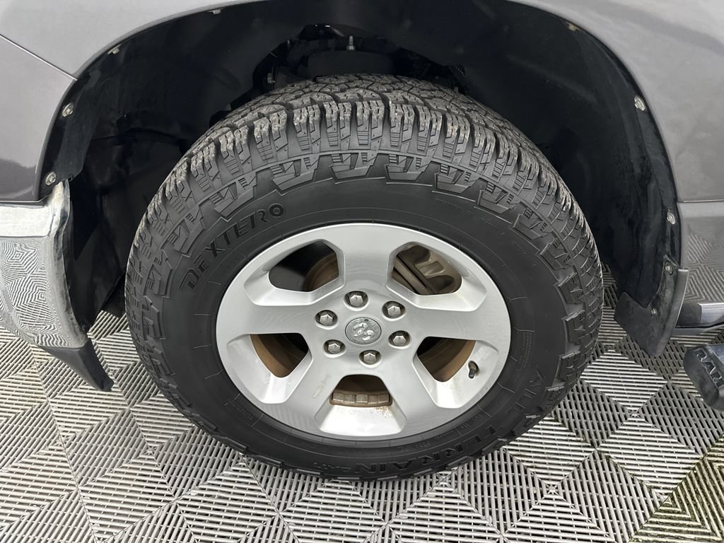 Used 2020 RAM 1500 Tradesman AWD/4WD image 11