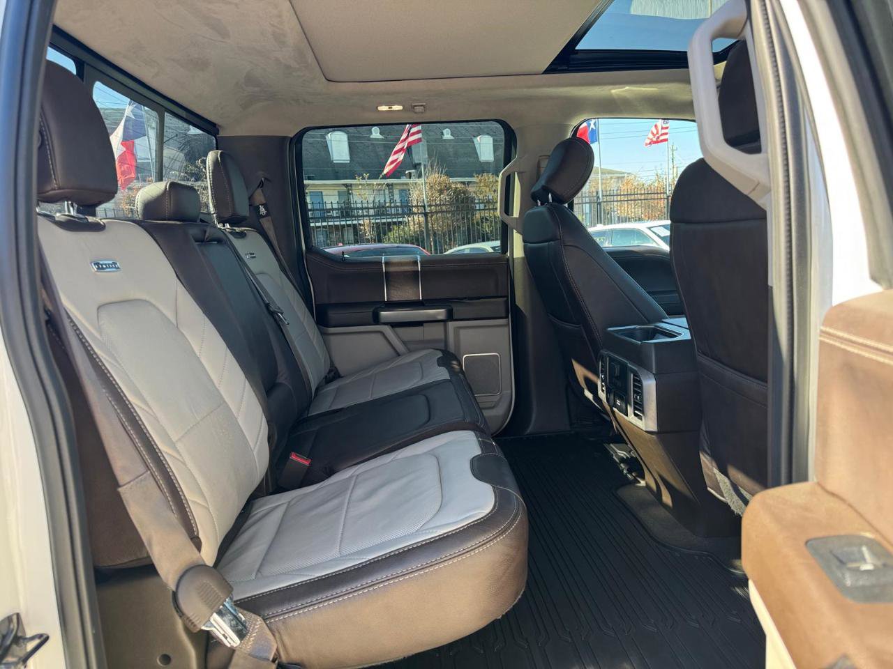 Used 2019 Ford F150 Limited w/ Trailer Tow Package image 14