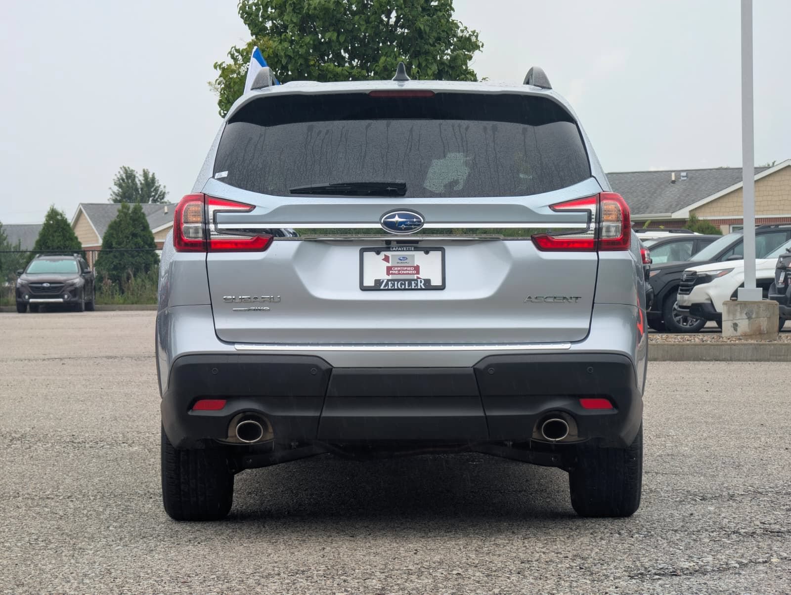 Certified 2025 Subaru Ascent Premium w/ Premium Package AWD/4WD image 6