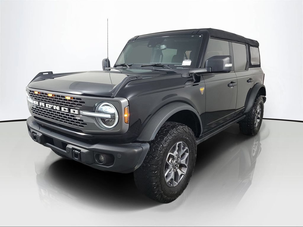 Used 2023 Ford Bronco Badlands AWD/4WD image 3
