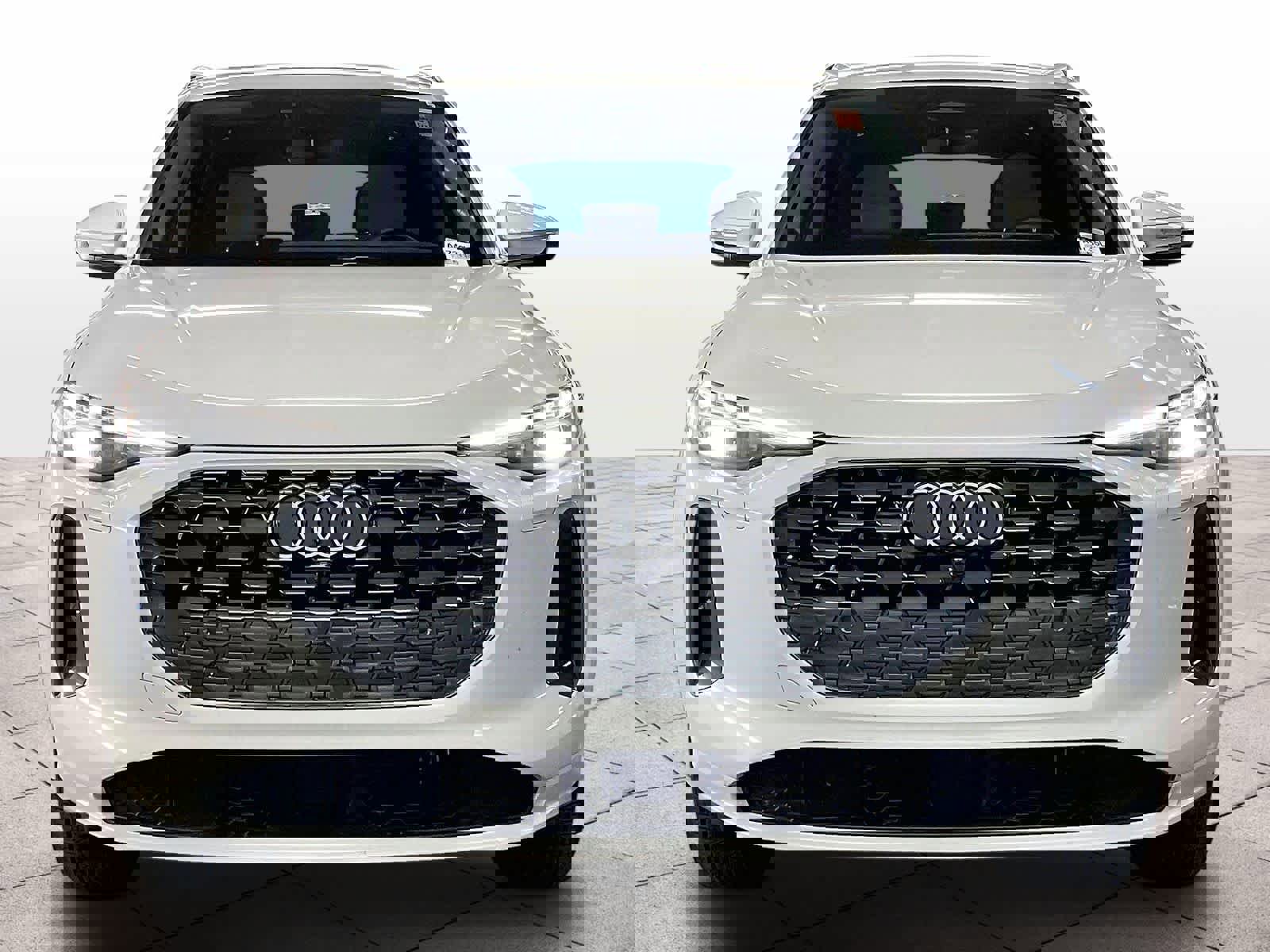 Certified 2025 Audi Q5 Premium Plus w/ Premium Plus image 3