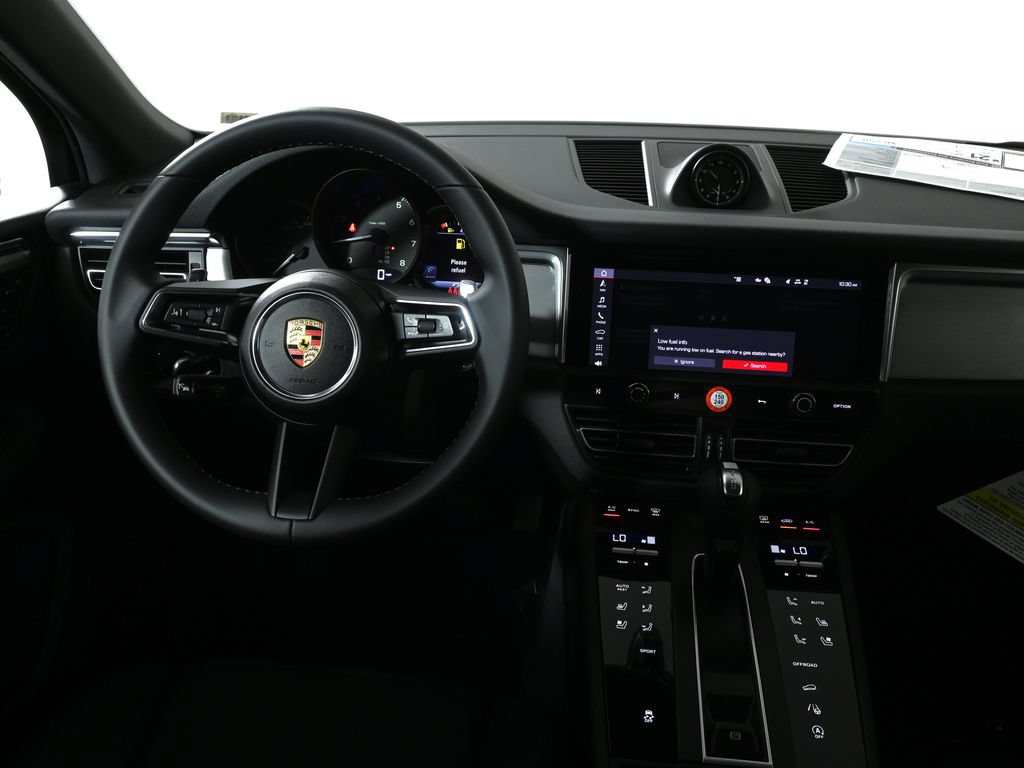 New 2026 Porsche Macan AWD/4WD image 17
