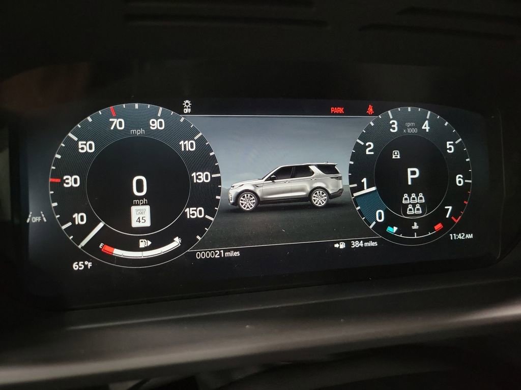 New 2026 Land Rover Discovery Limited Edition image 17