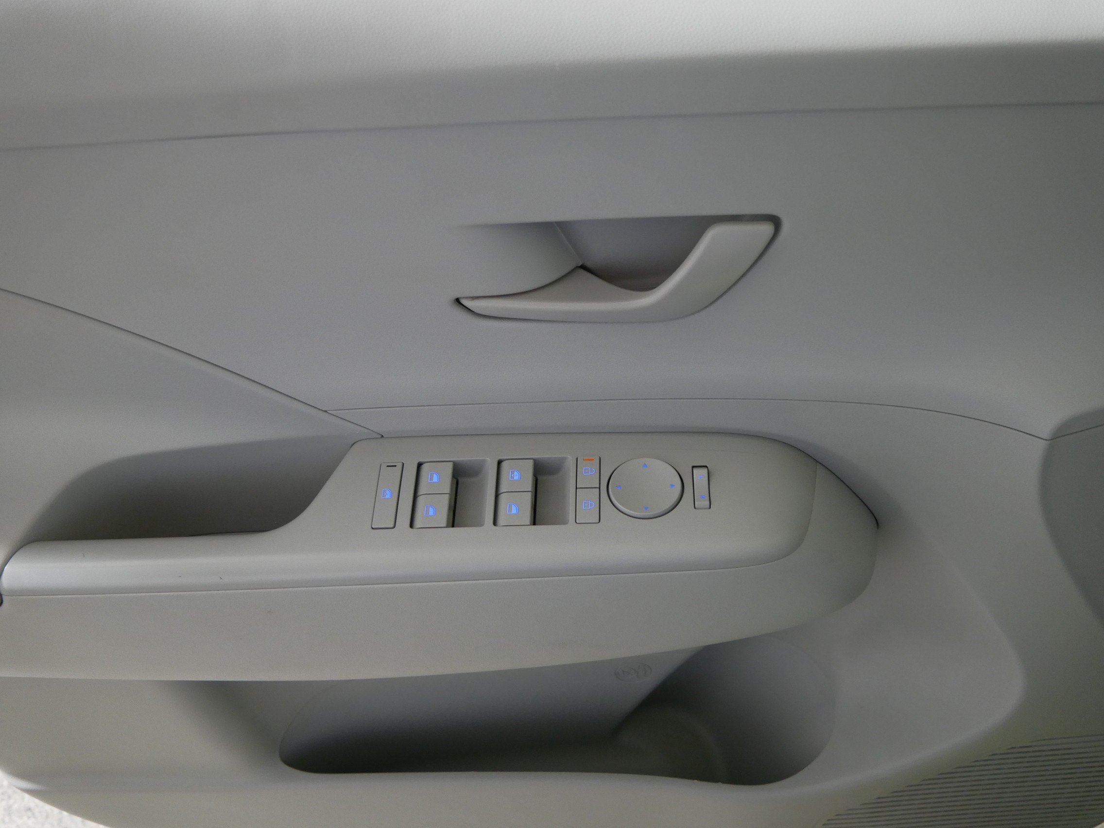 Used 2025 Hyundai Kona SEL AWD/4WD image 19