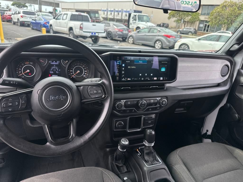 Used 2024 Jeep Wrangler Sport image 14