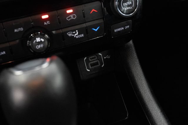 Used 2024 Jeep Compass Trailhawk AWD/4WD image 12