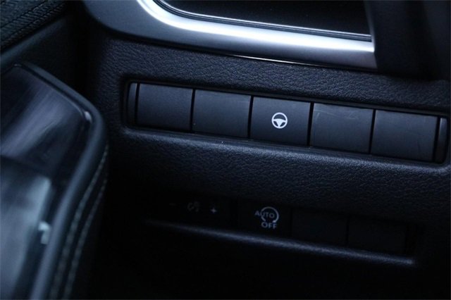 Certified 2023 Nissan Rogue SV image 19