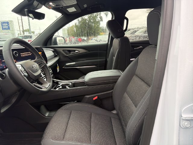 New 2027 Chevrolet Traverse LT w/ Midnight/Sport Edition FWD image 19