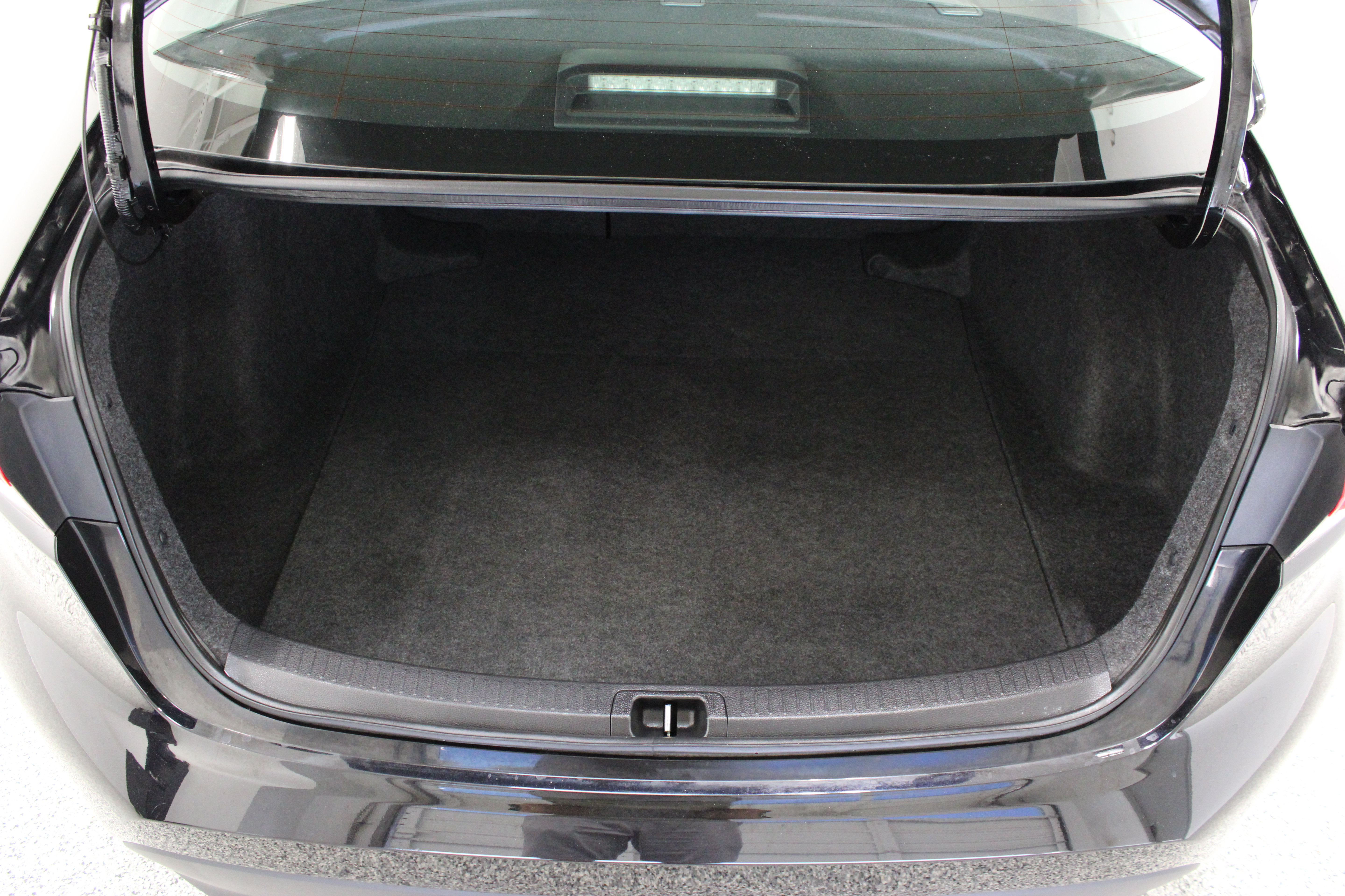 Used 2026 Toyota Corolla LE FWD image 29