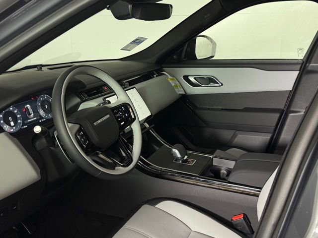 New 2026 Land Rover Range Rover Velar Dynamic SE image 15