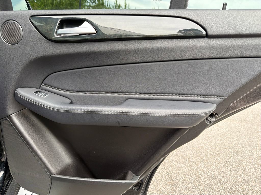 Used 2018 Mercedes-Benz GLE 350 image 33