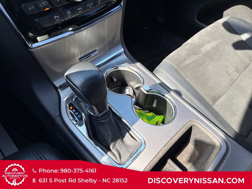 Used 2019 Jeep Grand Cherokee Altitude RWD image 21