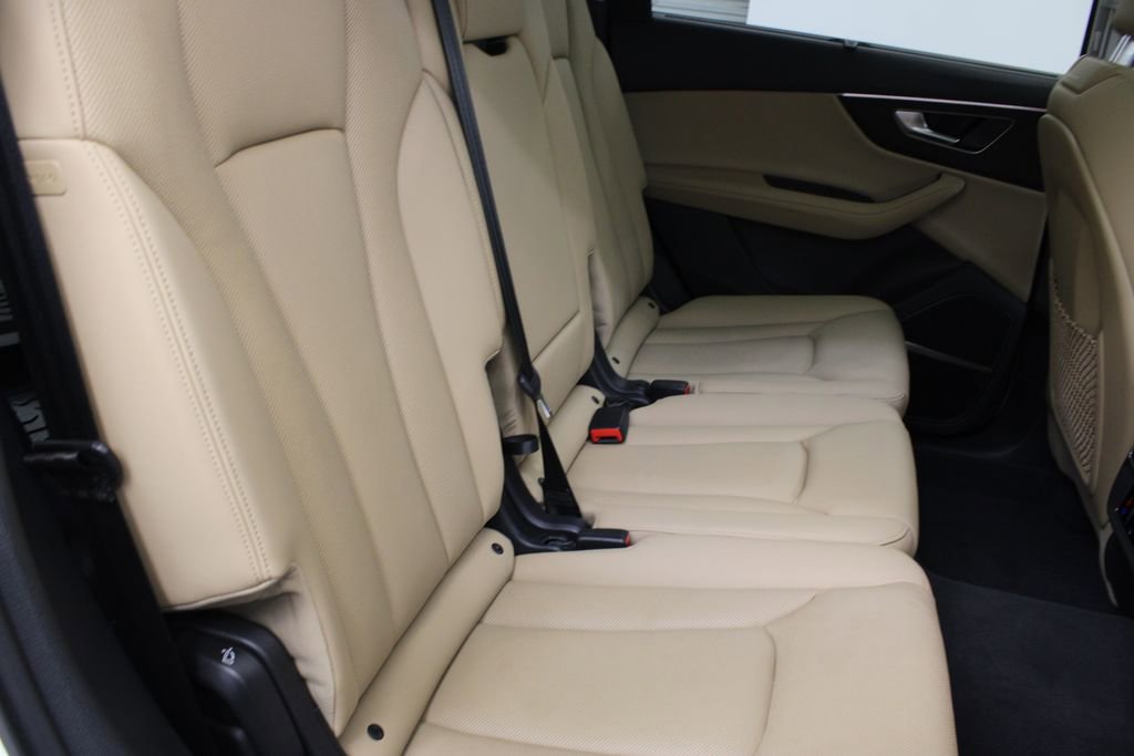 Used 2023 Audi Q7 2.0T Premium Plus w/ Premium Plus Package image 22