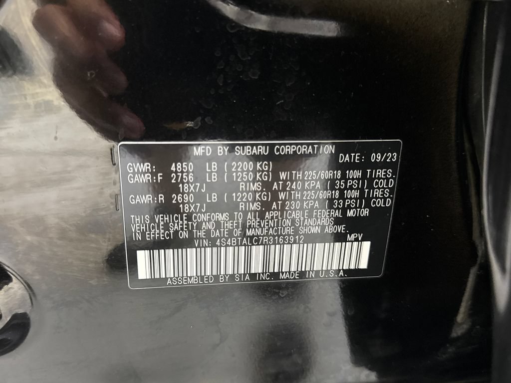 Certified 2024 Subaru Outback Onyx Edition AWD/4WD image 28