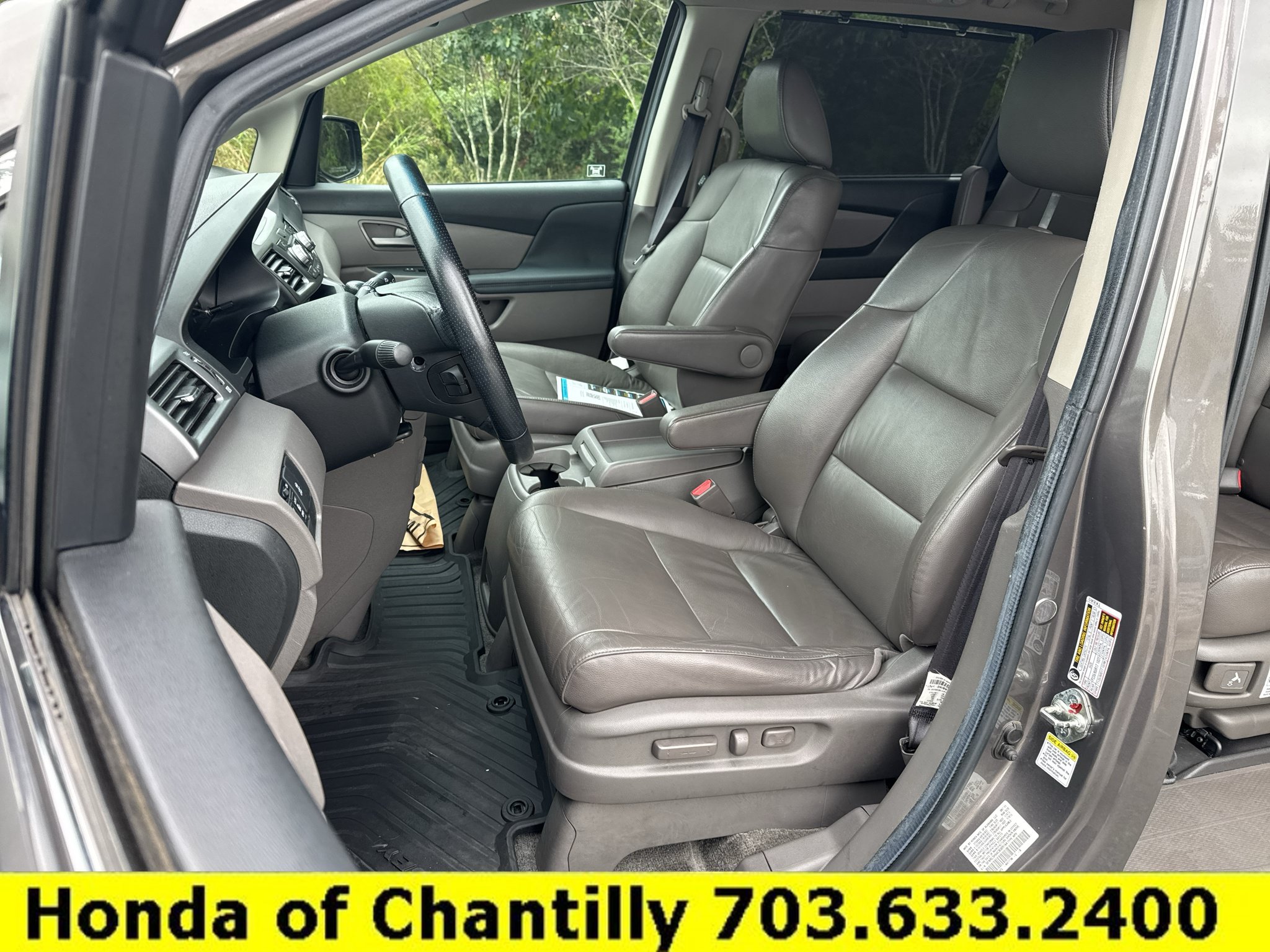 Used 2012 Honda Odyssey EX-L image 25
