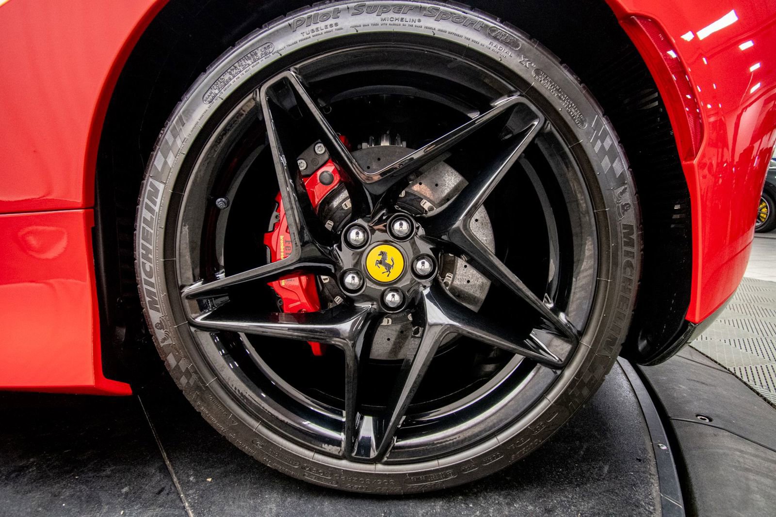 Used 2021 Ferrari F8 Tributo RWD image 52