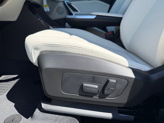 New 2026 BMW X1 xDrive28i AWD/4WD image 23