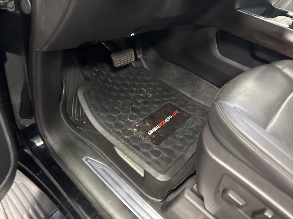 Used 2025 GMC Sierra 1500 SLT w/ SLT Premium Plus Package image 17