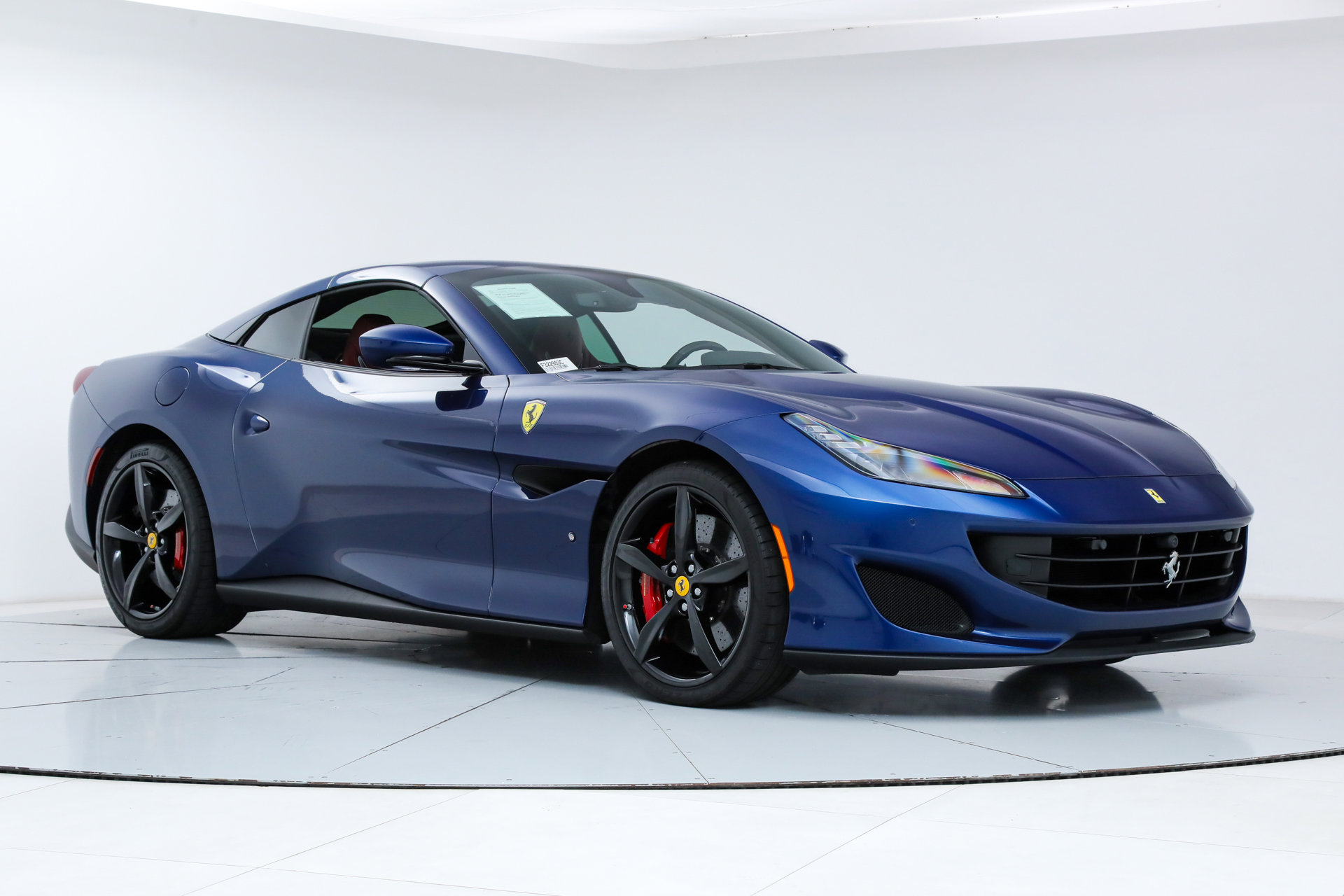 Certified 2019 Ferrari Portofino image 13
