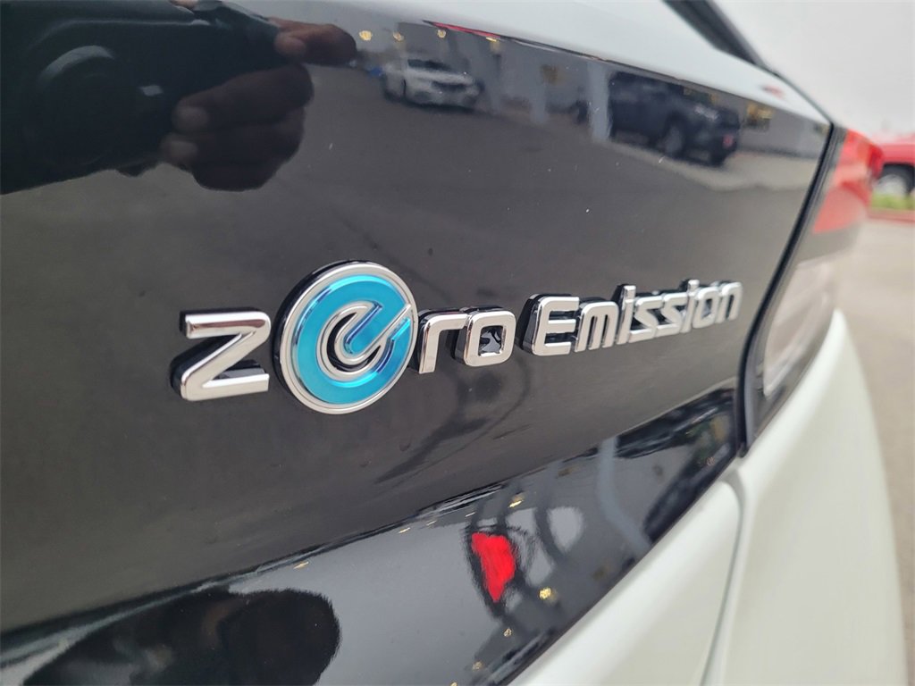 Used 2022 Nissan Leaf SV Plus image 26