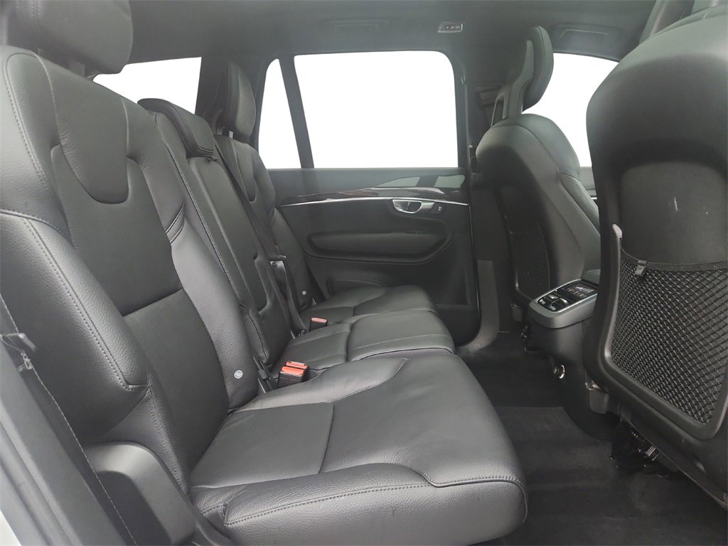 Used 2017 Volvo XC90 T6 Momentum w/ Vision Package image 29