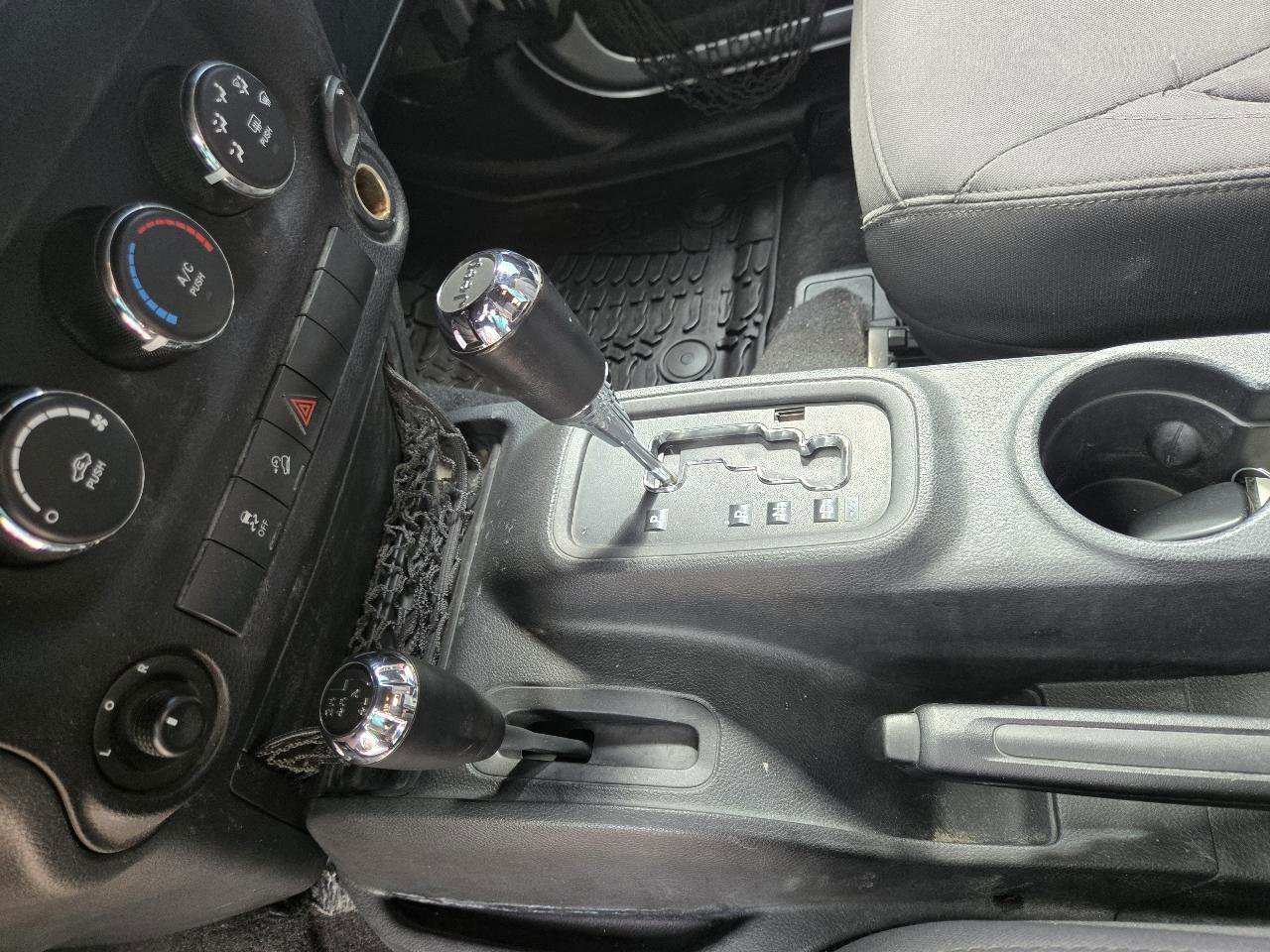 Used 2016 Jeep Wrangler Sport image 12