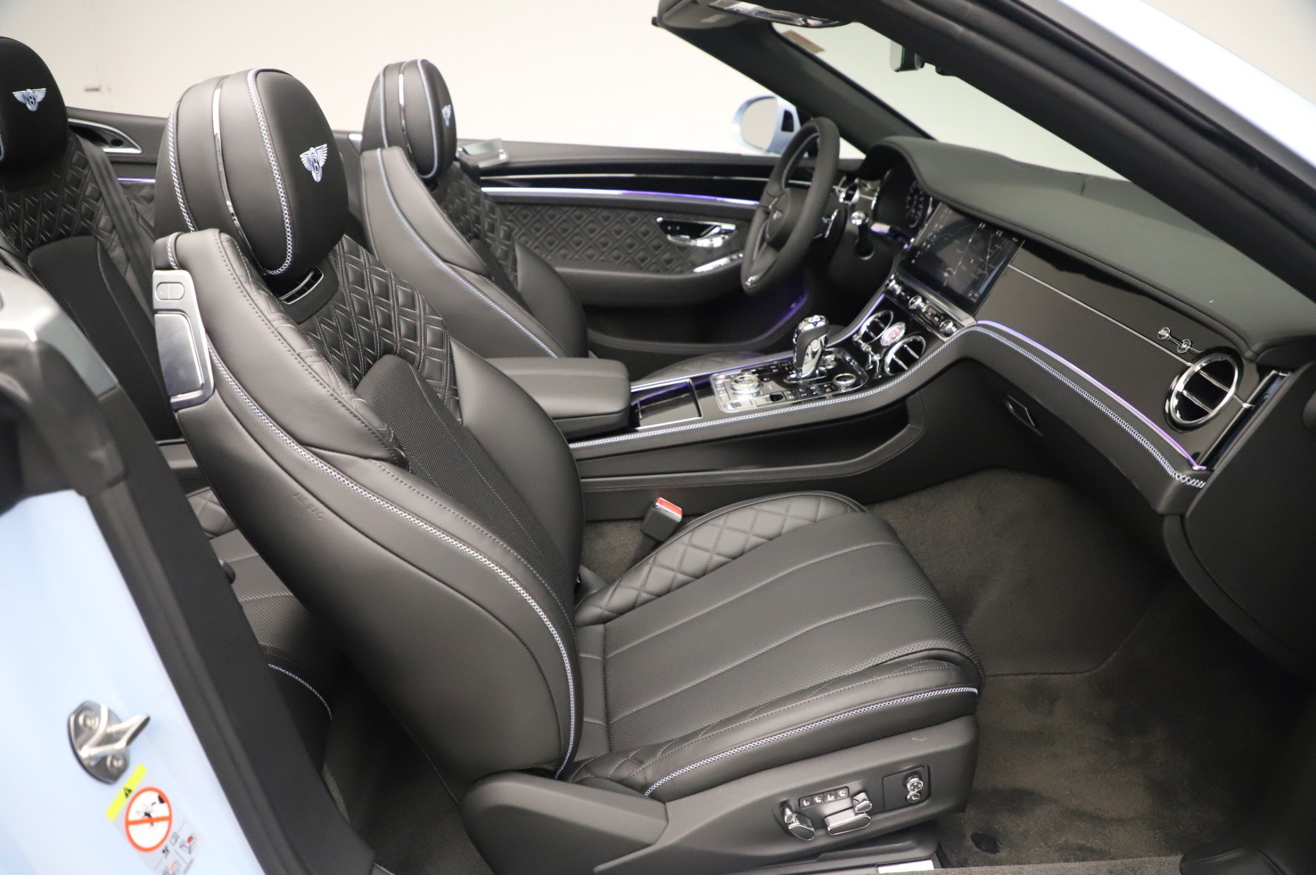 Used 2020 Bentley Continental GT V8 AWD/4WD image 29