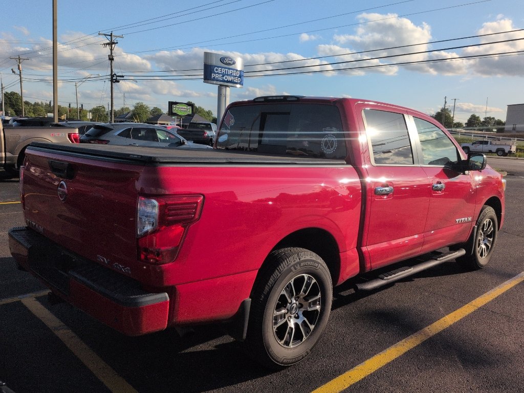 Used 2021 Nissan Titan SV w/ SV Convenience Package AWD/4WD image 3