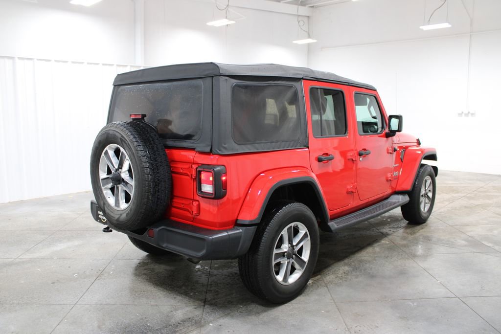 Used 2018 Jeep Wrangler Unlimited Sahara image 9