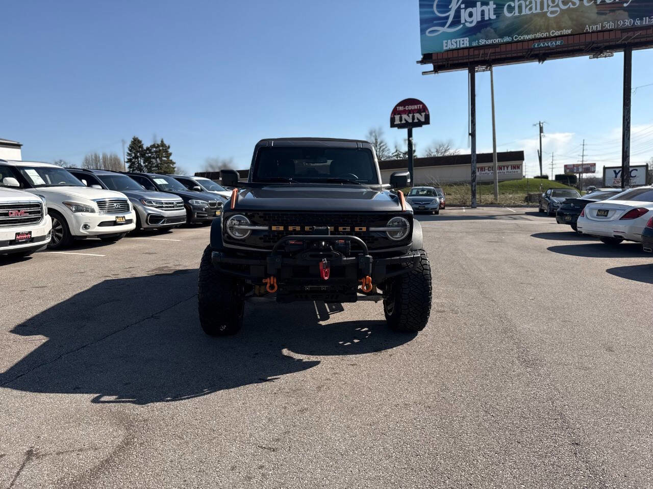 Used 2022 Ford Bronco Wildtrak image 3