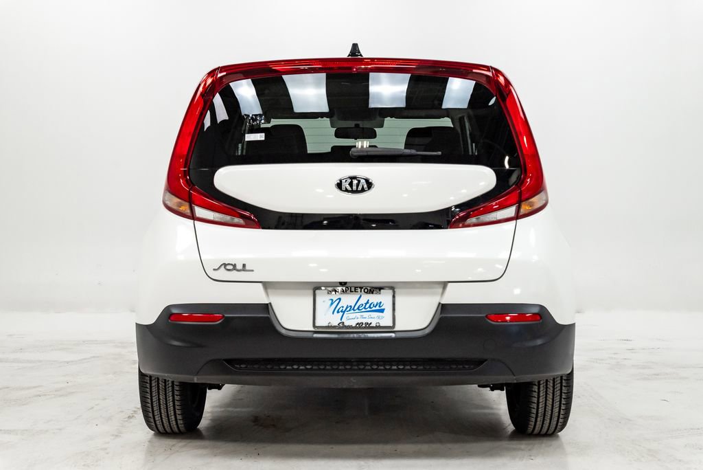 Certified 2020 Kia Soul LX FWD image 28