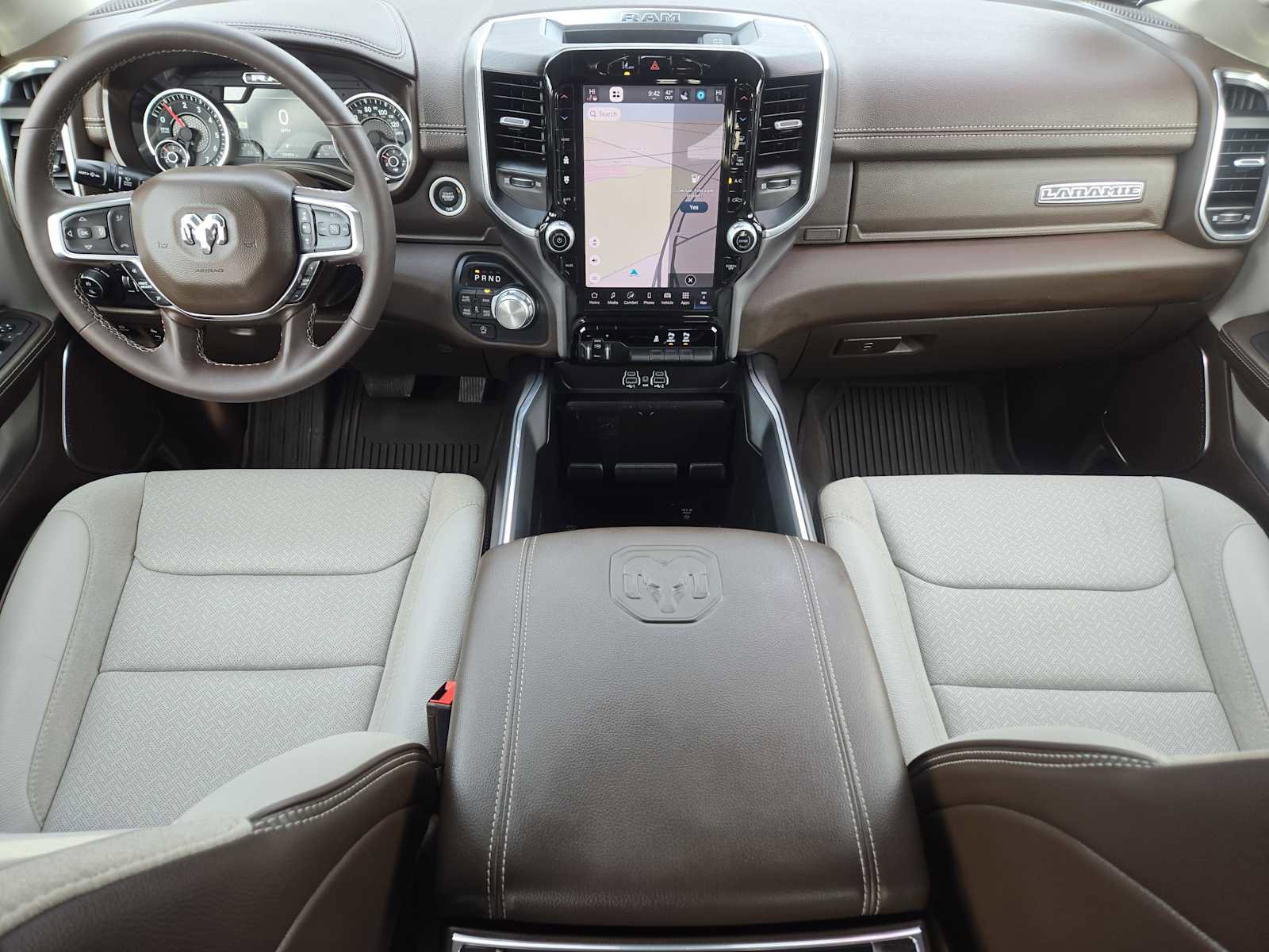 Used 2025 RAM 1500 Laramie w/ Laramie Southwest Edition image 25