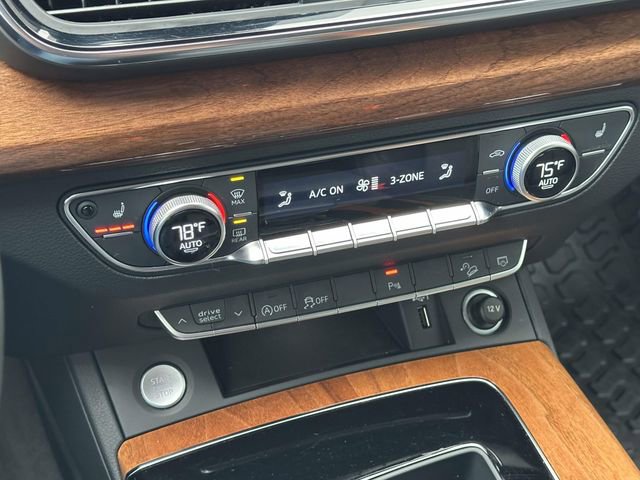 Used 2023 Audi Q5 2.0T Premium w/ Convenience Package image 29