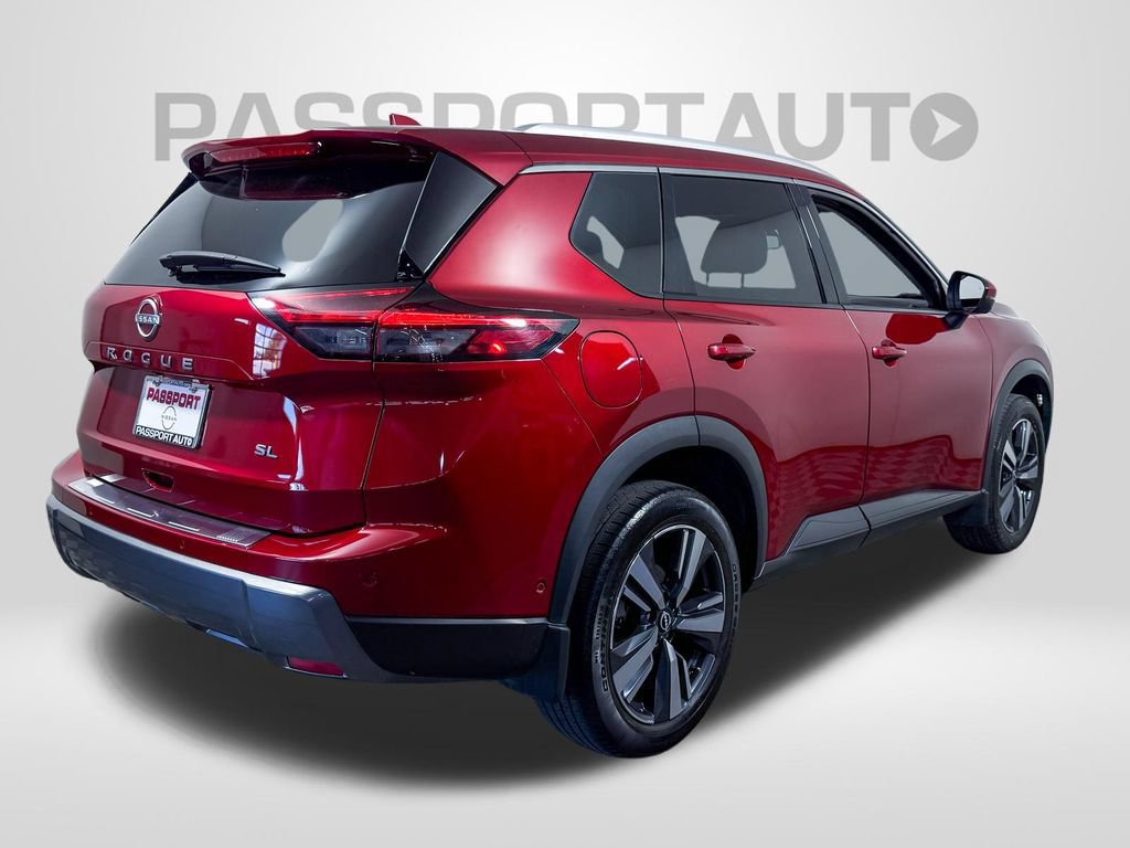 Certified 2024 Nissan Rogue SL FWD image 9