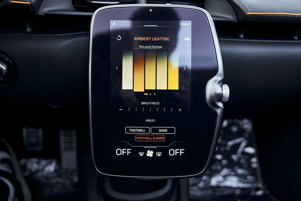 Used 2025 McLaren Artura Spider image 65