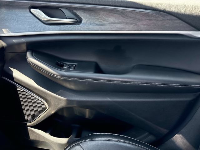 Used 2023 Jeep Grand Cherokee 4WD 4xe image 22