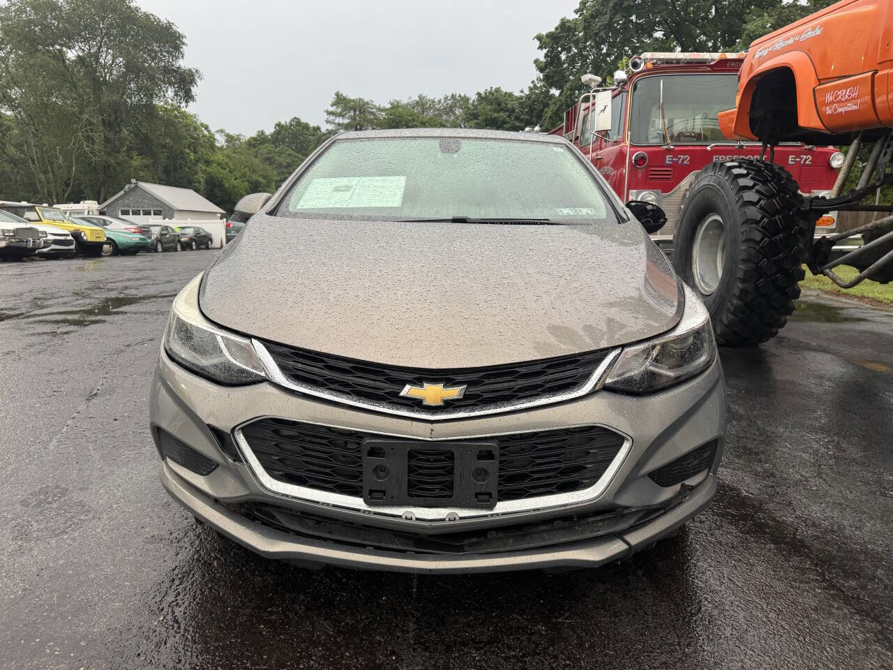 Used 2017 Chevrolet Cruze LT w/ Sun And Sound Package image 3