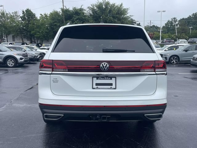 Certified 2026 Volkswagen Atlas SE FWD image 6