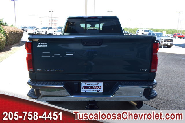 Used 2025 Chevrolet Silverado 2500 LTZ w/ LTZ Premium Package AWD/4WD image 9