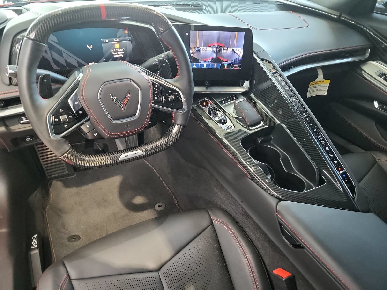 Used 2024 Chevrolet Corvette Z06 RWD image 20