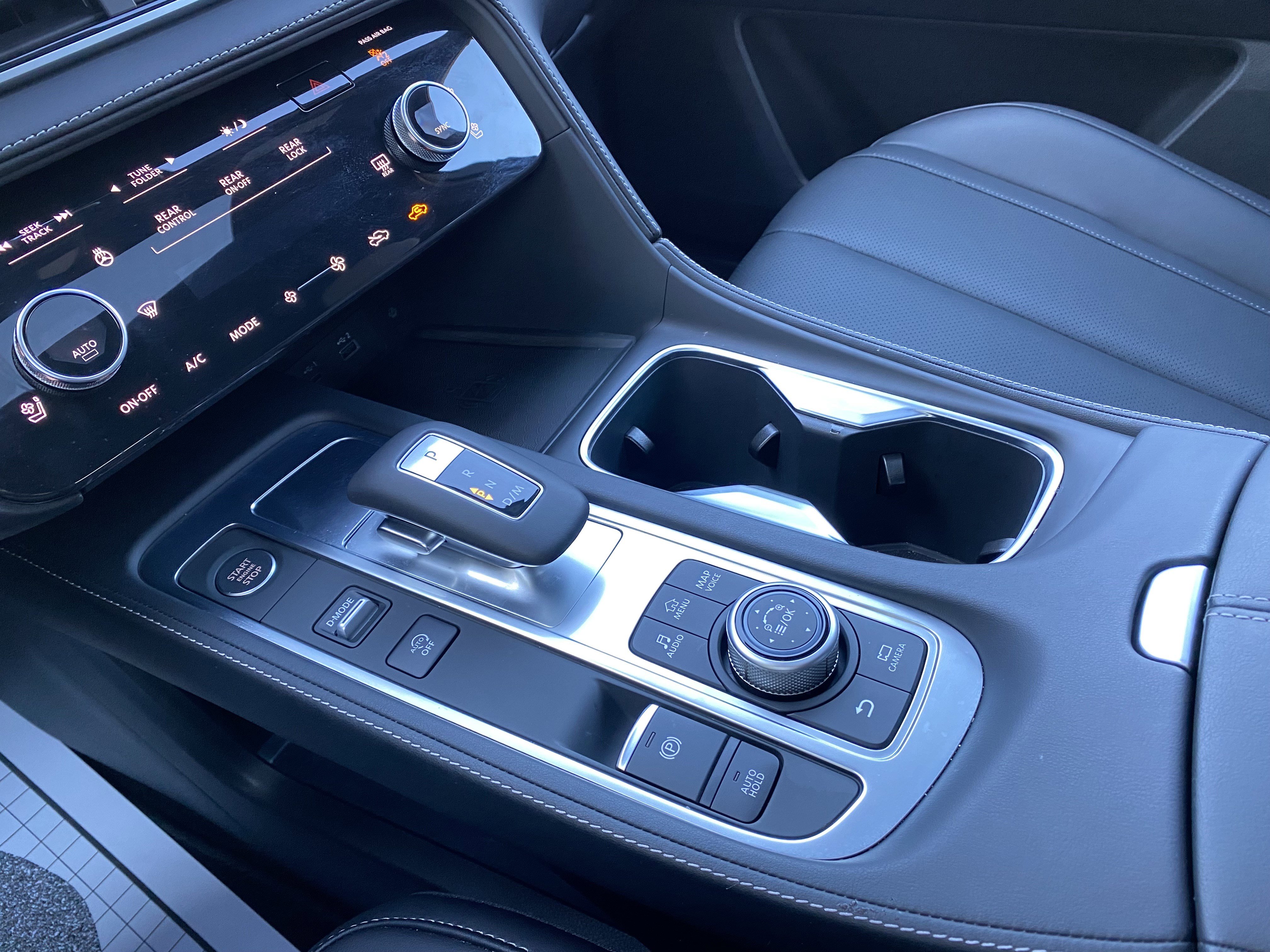 Used 2025 INFINITI QX60 Luxe w/ Black Edition image 25